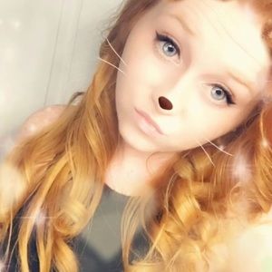 Meet your Posher, Monica